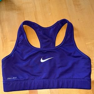 Nike women’s dry fit small sports bra